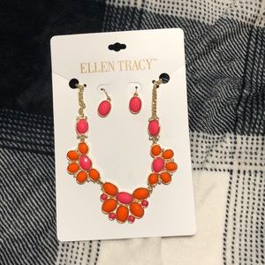 Necklace and earring set!